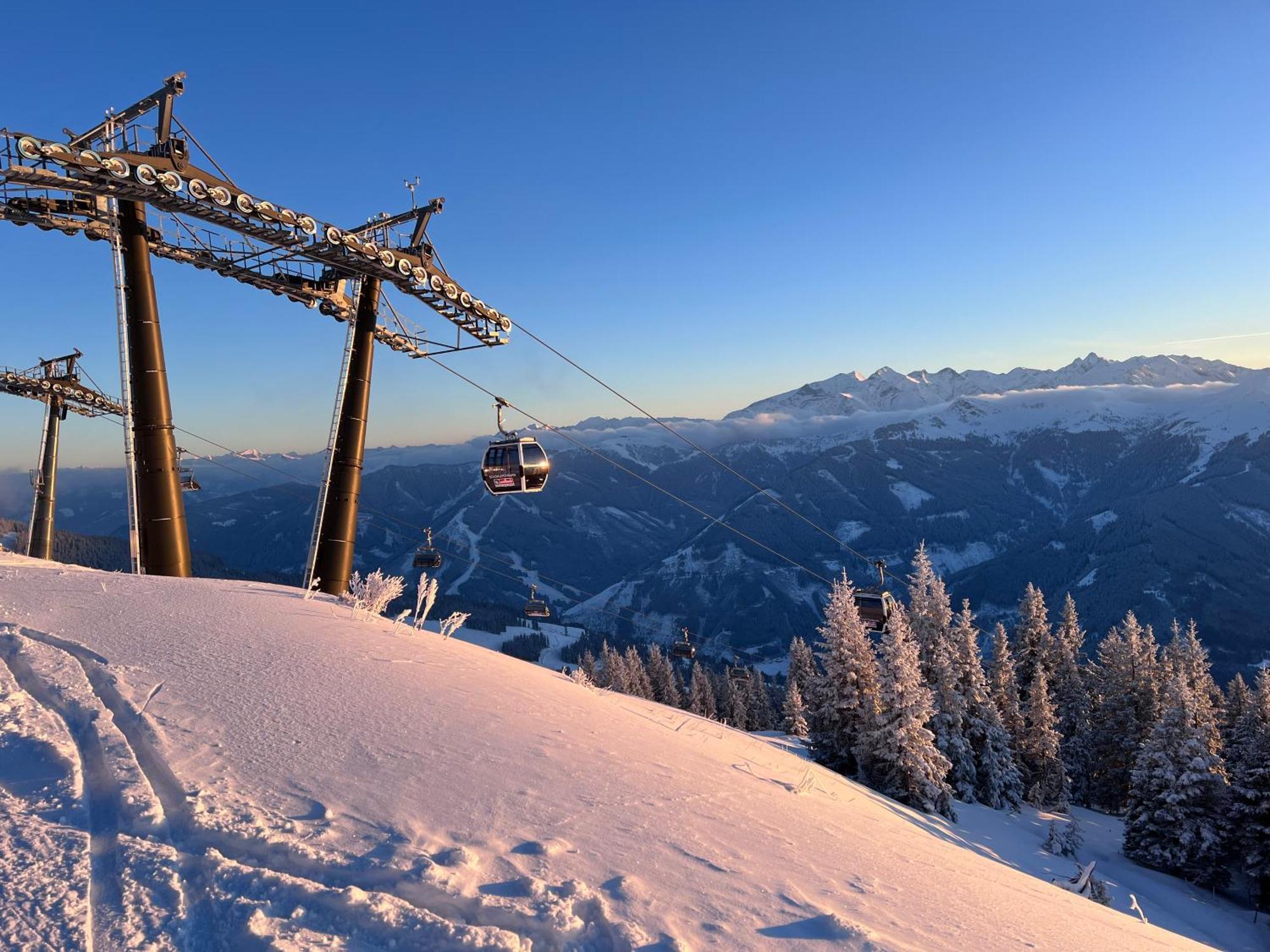 Alm Seasons Premium Chalet & Studios 萨尔巴赫 外观 照片